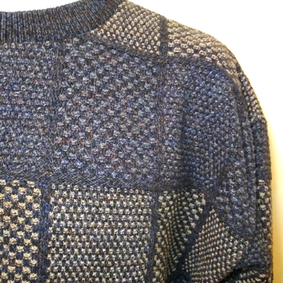 Vintage Bill Blass 3D Textured Patchwork Patterned Blue & Gray Grandpa Sweater - Picture 2 of 7